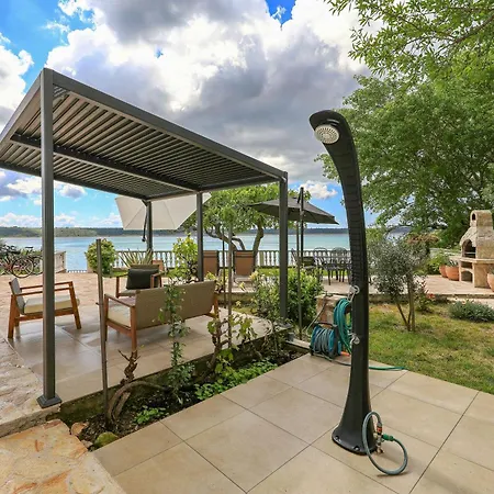 Дом отдыха Rose *