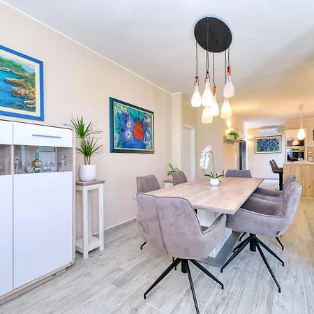 Дом отдыха Rose Задар